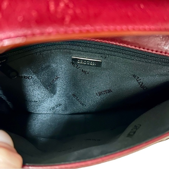 Vintage Oroton Red Leather Shoulder Bag with Silver Ring Detail - Picture 10 of 11